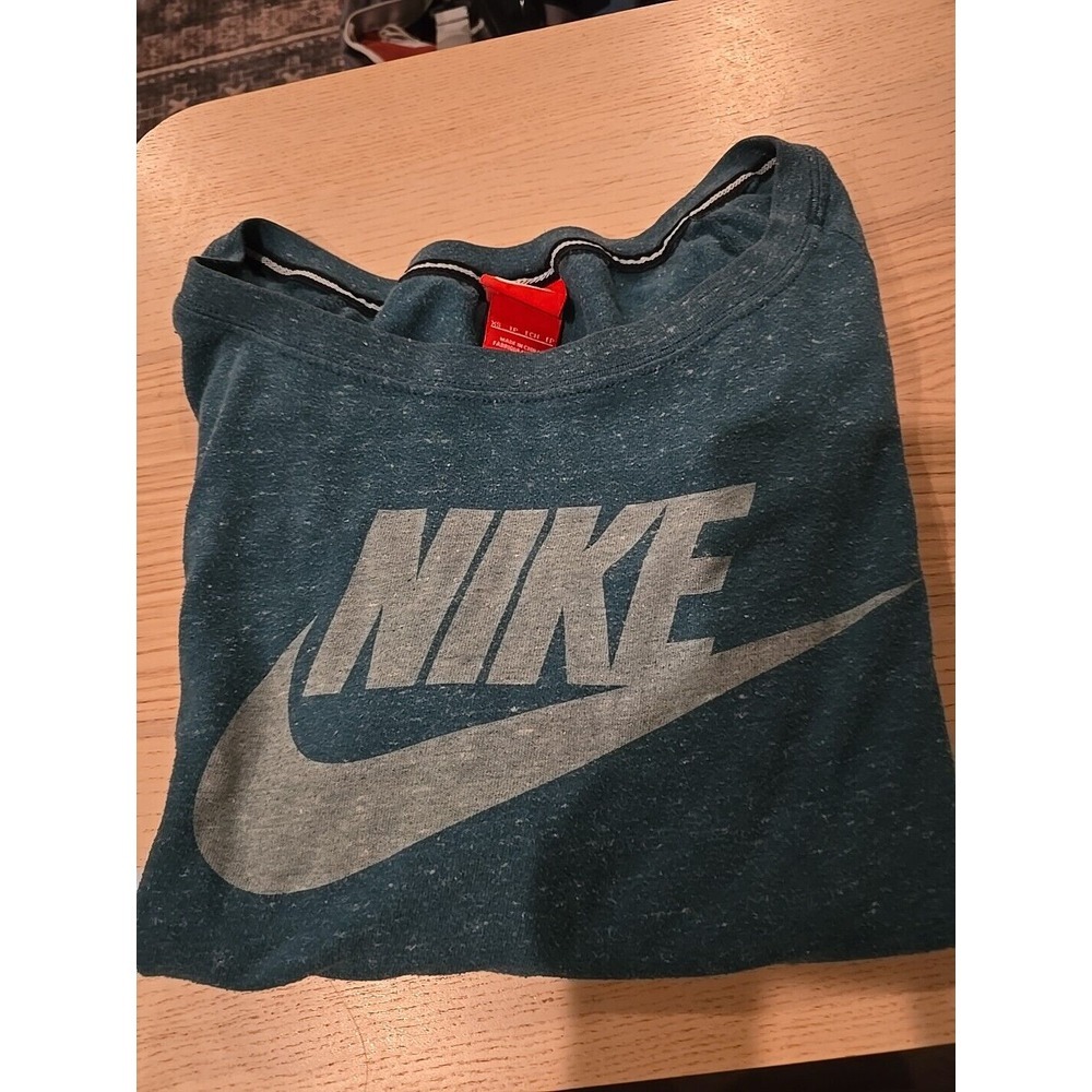 Nike Ladies XS Top 3/4 Sleeves Wide Neck